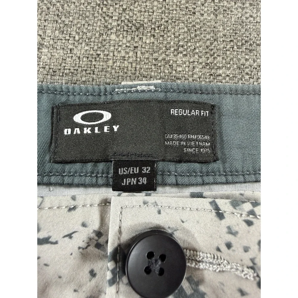 Oakley Golf R.O.C.T. Camo Performance Shorts Men's Size 34 Gray Digital Print